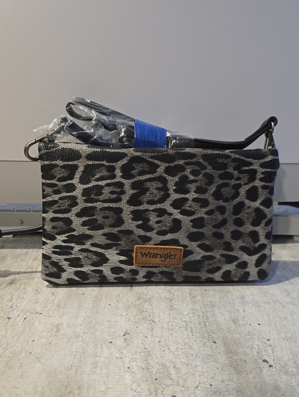 Wrangler Leopard-Print Wristlet - Black & Gray